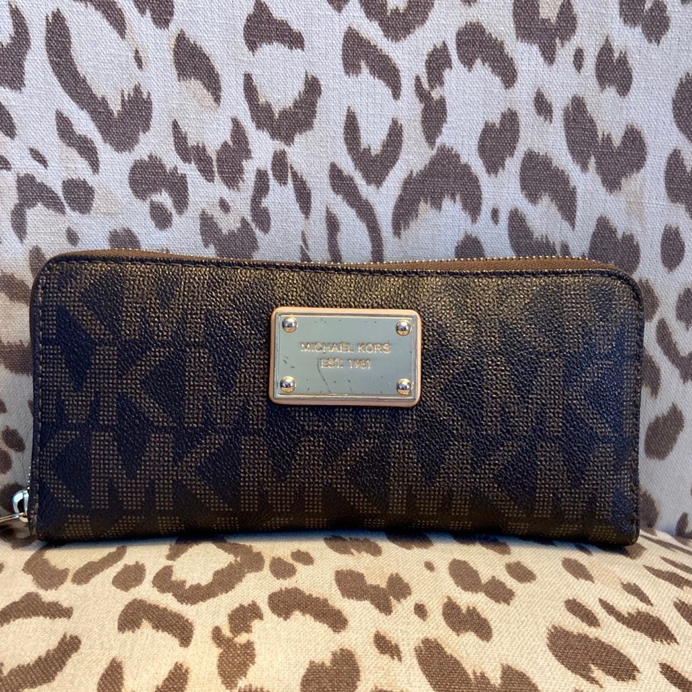 Michael Kors leather wallet